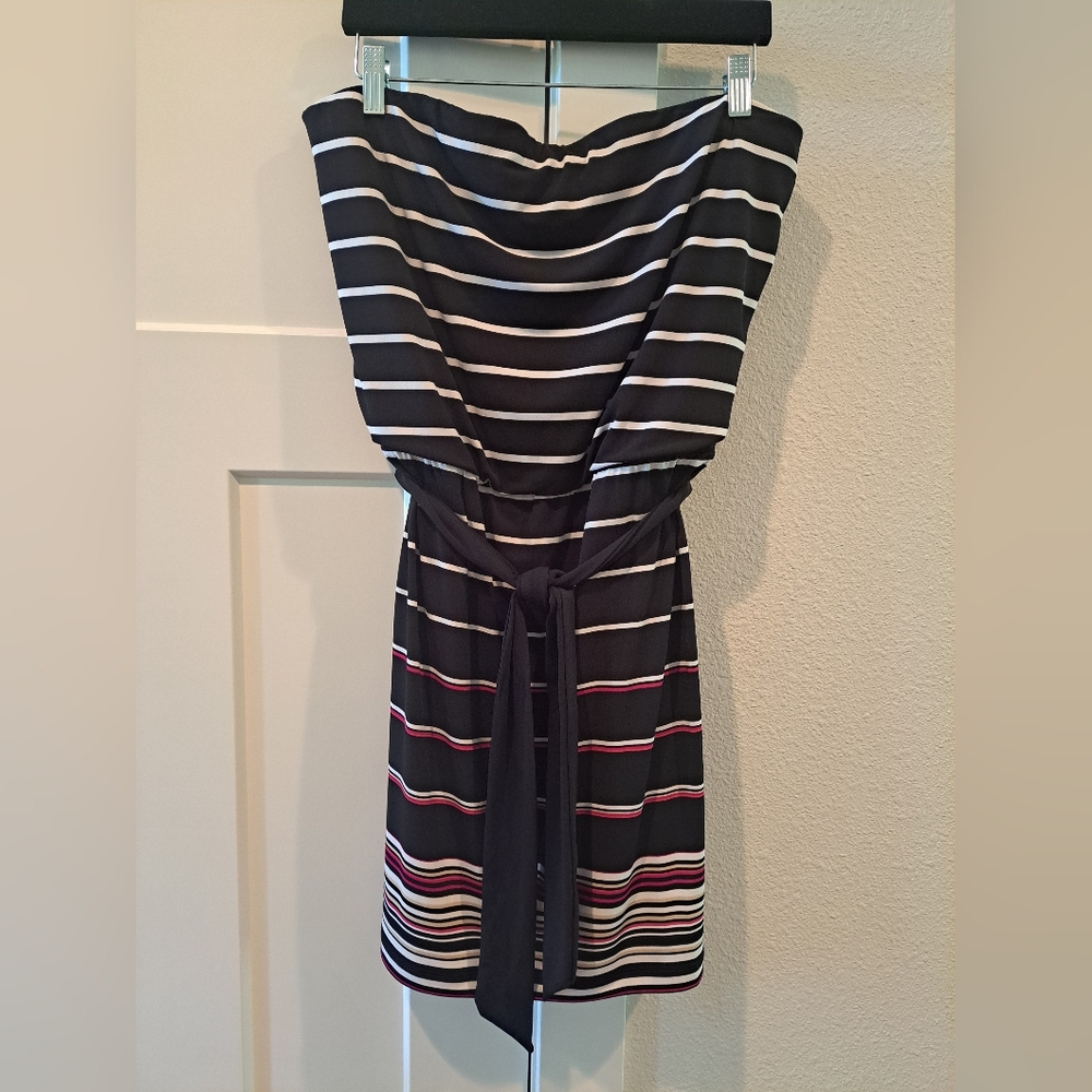 WHBM Strapless mini dress Size L